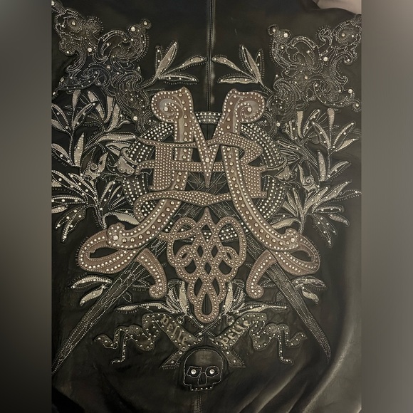 Pelle Pelle Other - Authentic Pelle Pelle limited edition leather jacket (Price is NEGOTIABLE)